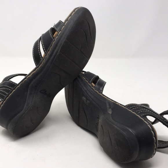 clarks black sandals size 5